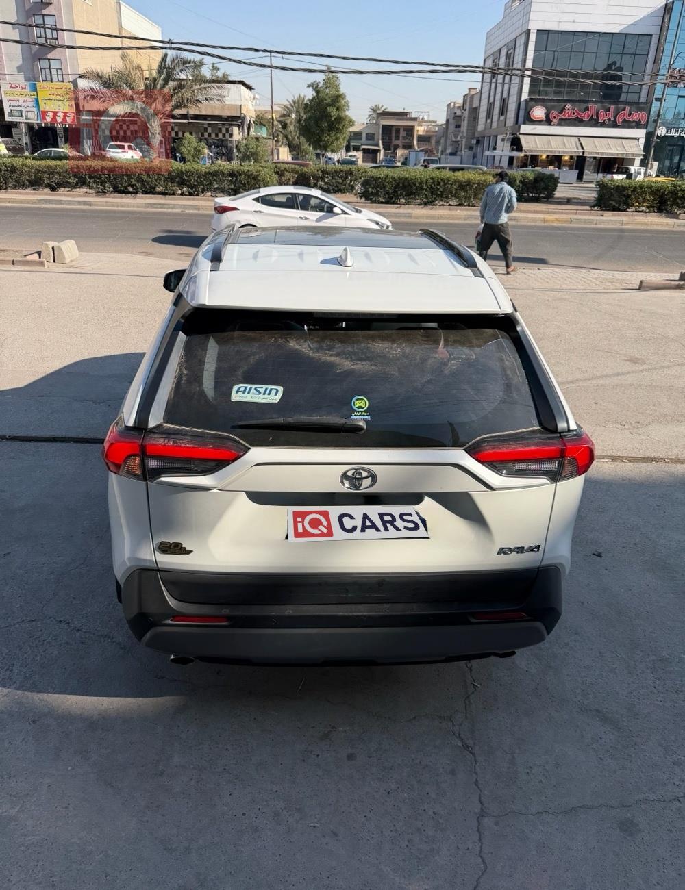 تويوتا راف 4